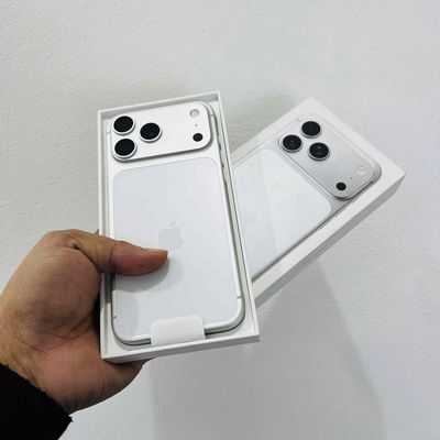 iPhone 17 ProMax 256Gb Bạc FULLBOX APPLE 11/2026