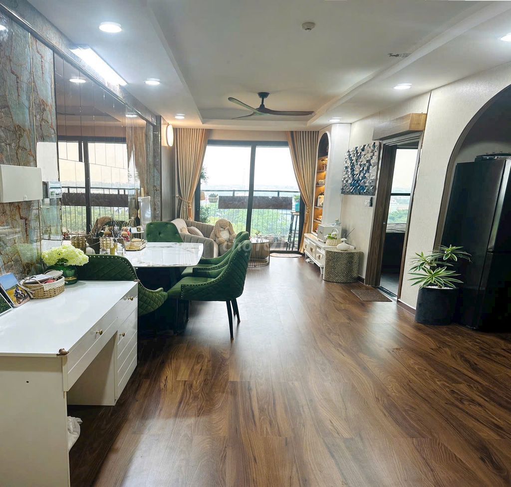 Bộ bàn ghế ăn Nhung loại 1. Mua bán Bàn ghế tại Thành phố Dĩ An Bình Dương được đăng bởi Khánh Ngân Home hình 1