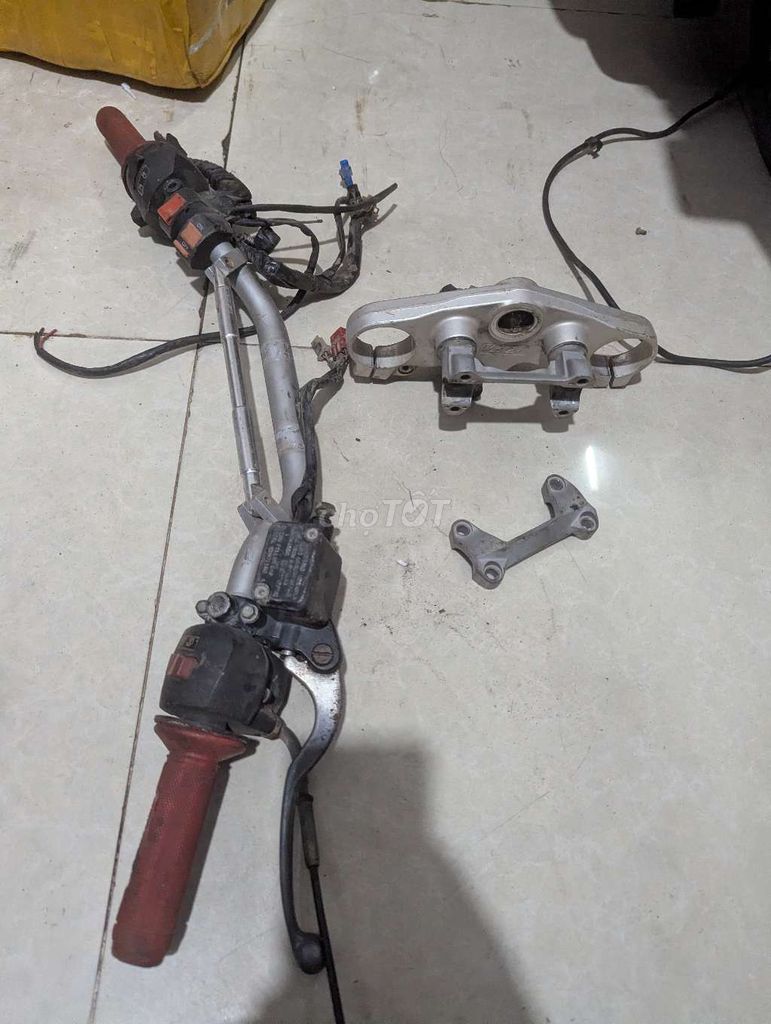 Phụ tùng KTM duck 200 còn sử dụng tốt.. Mua bán Phụ tùng xe tại Quận 7 Tp Hồ Chí Minh được đăng bởi Cao Sum hình 3