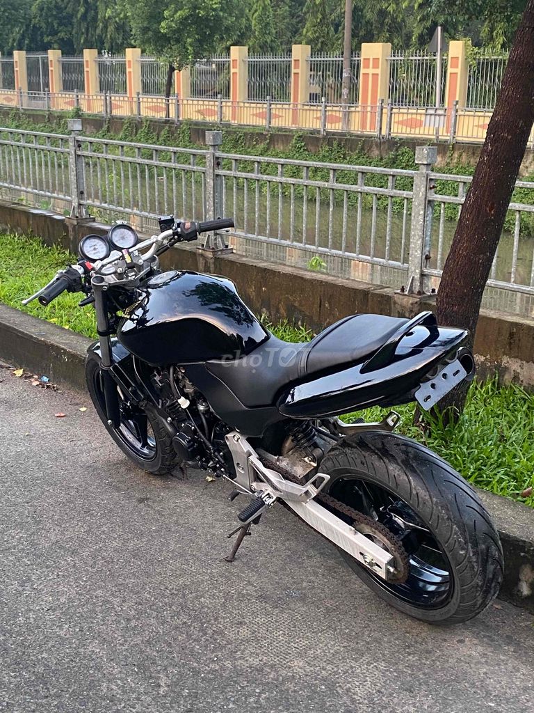 Hornet 250 4 máy. Mua bán Xe máy tại Quận 12 Tp Hồ Chí Minh được đăng bởi Monkey hình 1