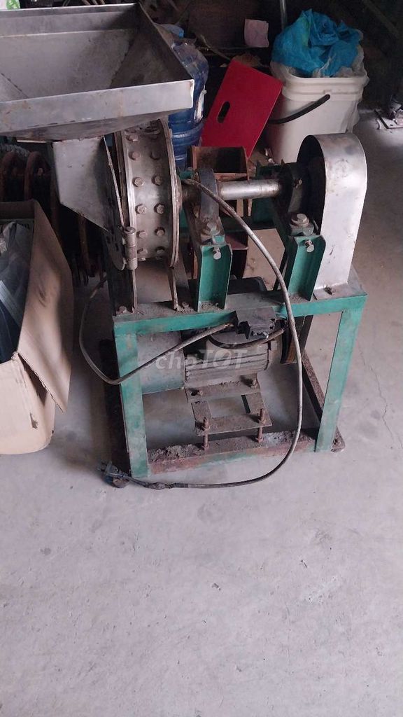Máy nghiền dược liệu 2hp nhỏ. Mua bán Đồ chuyên dụng, Giống nuôi trồng tại Quận 8 Tp Hồ Chí Minh được đăng bởi dat  hình 1