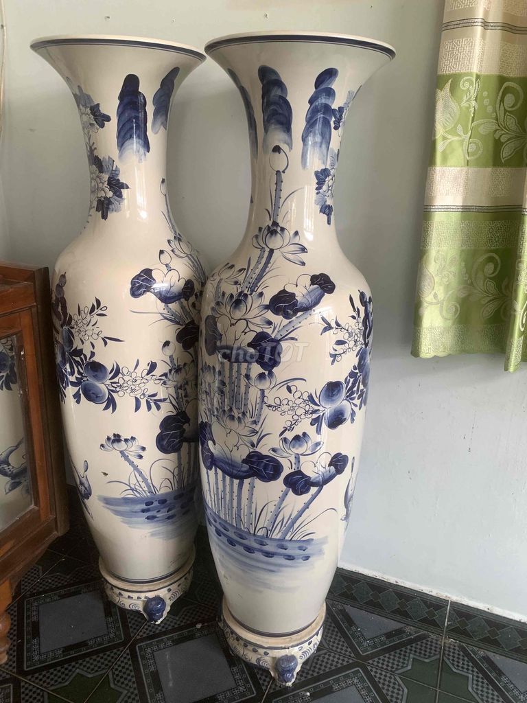 Lục bình Gốm sứ Trắng, xanh. Mua bán Đồ sưu tầm, đồ cổ tại Thành phố Rạch Giá Kiên Giang được đăng bởi Tuan Nam Tran hình 1
