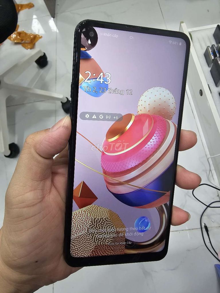 LG K5s màn hình to tràn viền