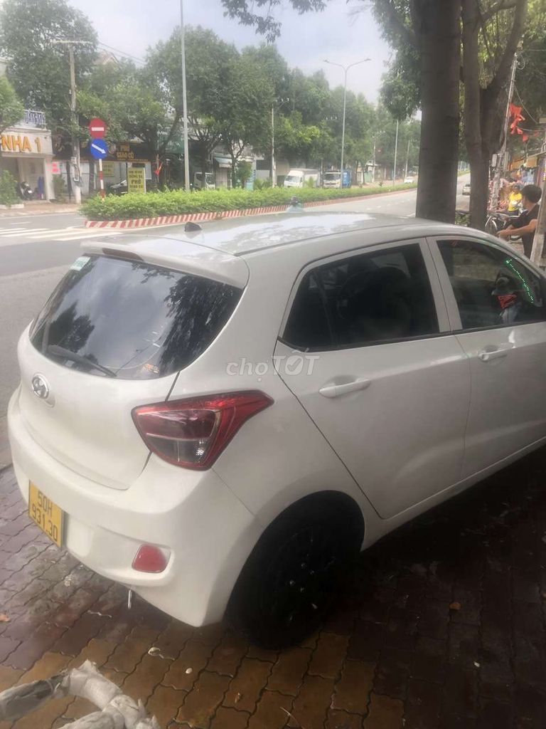 Xe Gia Đình Sử Dụng Cần Bán . Đời 2016 Nhập Ấn Độ. Mua bán Ô tô tại Thị xã Bến Cát Bình Dương được đăng bởi BĐS  Bình Dương  hình 13