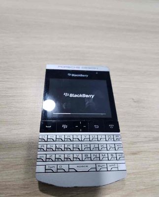 Điện thoại Blackberry 9981 Posche Design.