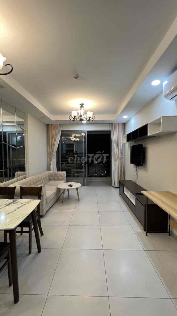 Căn hộ 2PN 2WC 82m2 view đẹp The Gold View quận 4