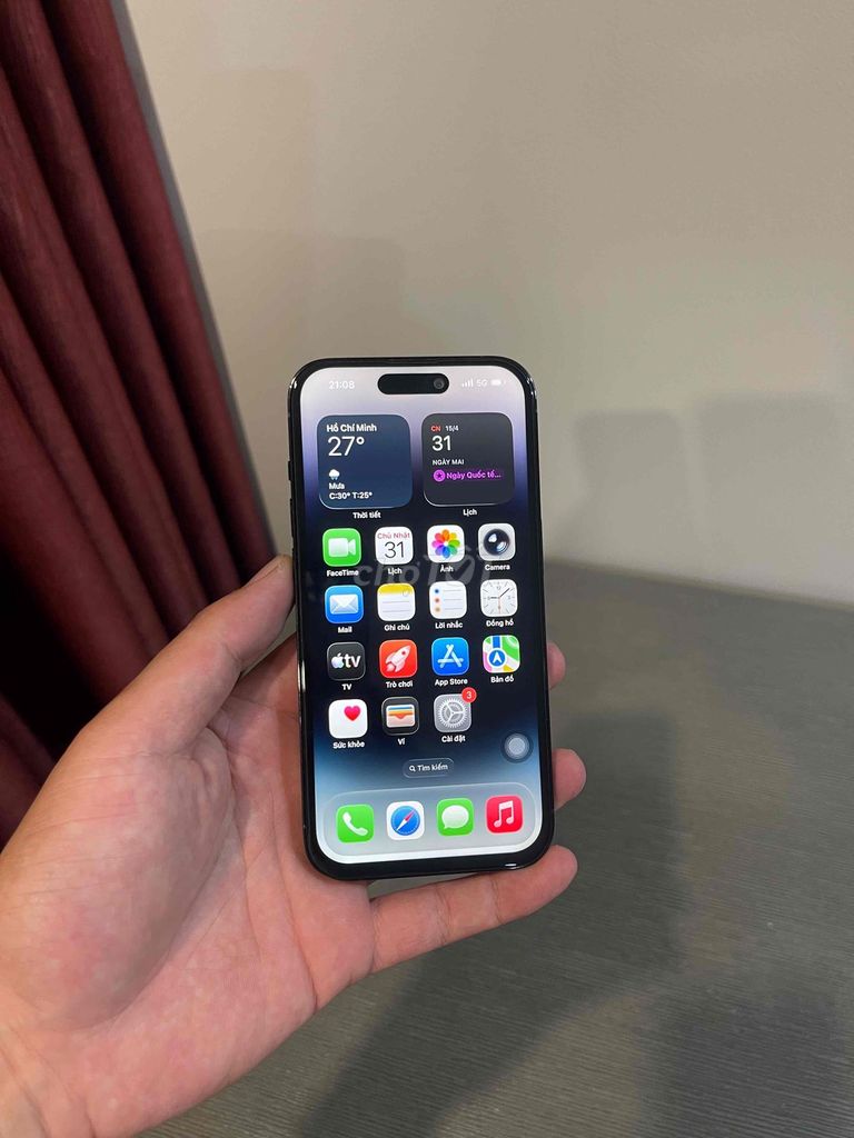 cần bán iphone 14 pro Qt 128g có sim vl. Mua bán Điện thoại tại Quận Đống Đa Hà Nội được đăng bởi Anh Đưc hình 1