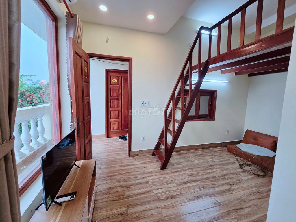 PHÒNG GẦN NGÃ 4 THỦ ĐỨC, LÊ VĂN VIỆT, Full nội thất rộng rãi, an ninh