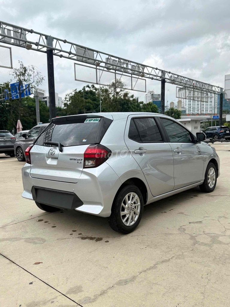 Toyota Wigo 2025 1.2 D-CVT Серебристый Автомат
