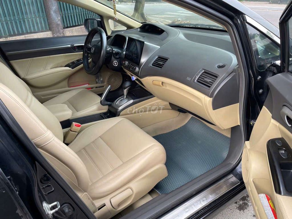 Bán Civic 2009 chính chủ số tự động. Mua bán Ô tô tại Quận Hoàn Kiếm Hà Nội được đăng bởi Chú luật hình 12