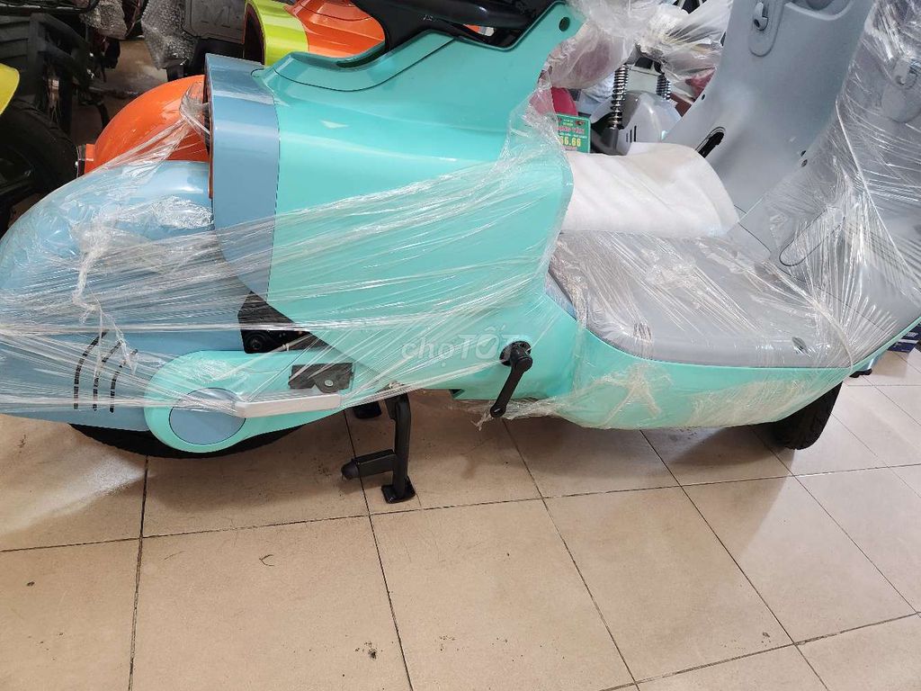 Xe máy điện V1 Blus Mới 100%. Mua bán Xe điện tại Quận Bình Thạnh Tp Hồ Chí Minh được đăng bởi Quách khải tuấn hình 5