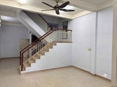 Nhà phố 45 m² · 4 PN · Đường Bà Hạt