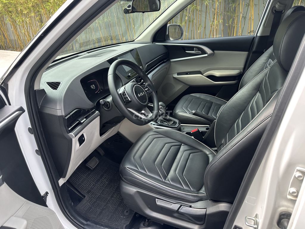 Kia Carens 2022 photo 4