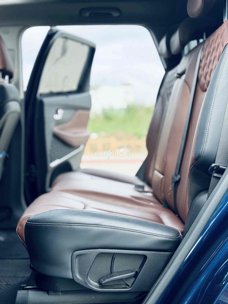 Hyundai Santa Fe 2022 2.2 full dầu odo 3v km. Mua bán Ô tô tại Quận Gò Vấp Tp Hồ Chí Minh được đăng bởi Nam 48 AUTO hình 15
