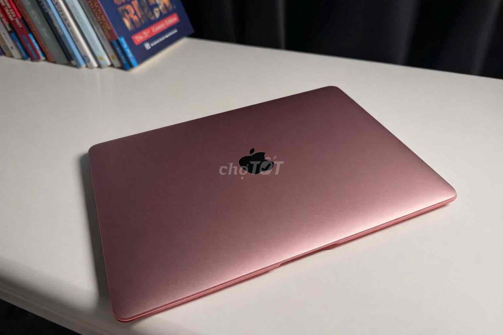 Apple MacBook Retina 2017 12 inch. Mua bán Laptop tại Quận Tân Phú Tp Hồ Chí Minh được đăng bởi NGUYỄN PHƯƠNG TRINH hình 1