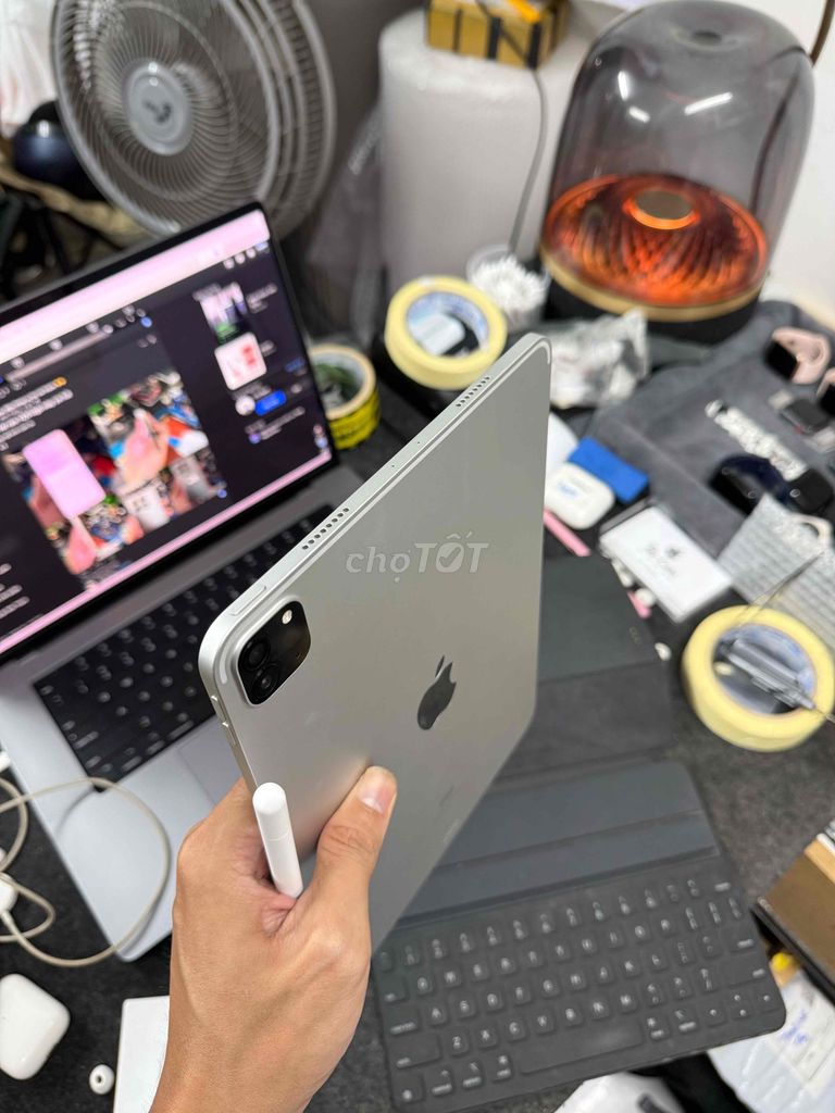 iPad Pro M1 128gb wifi 99%. Mua bán Máy tính bảng tại Quận Bình Thạnh Tp Hồ Chí Minh được đăng bởi Táo Care  hình 1