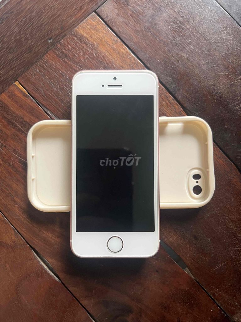 iPhone 5SE 64GB Hồng Đã sử dụng. Mua bán Điện thoại tại Quận Hải An Hải Phòng được đăng bởi Phạm Quang Khải hình 1