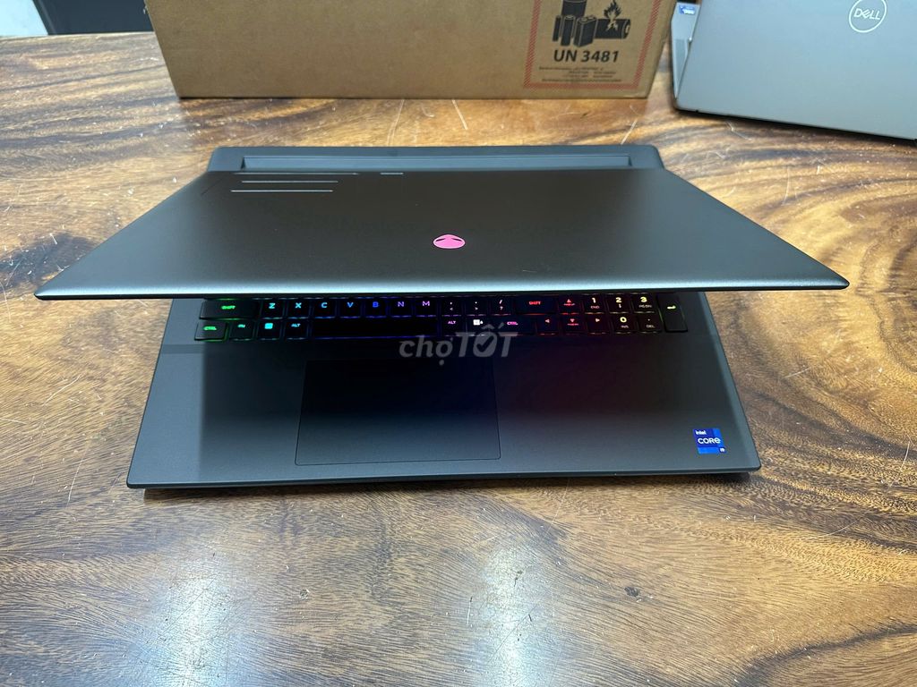 Dell Alienware M18 R2, core i9 14900HX, rtx4070. Mua bán Laptop tại Quận Tân Bình Tp Hồ Chí Minh được đăng bởi Nguyễn Phi triều hình 4