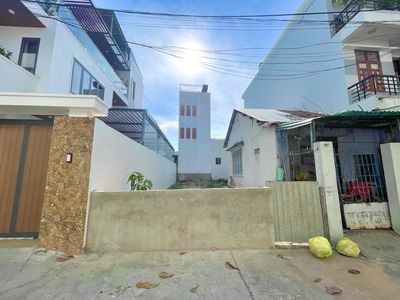 Bán đất 170m2 cách biển 50m, Phường Bắc Nha Trang. Mua bán đất tại Thành phố Nha Trang Khánh Hòa được đăng bởi Huỳnh Hùng