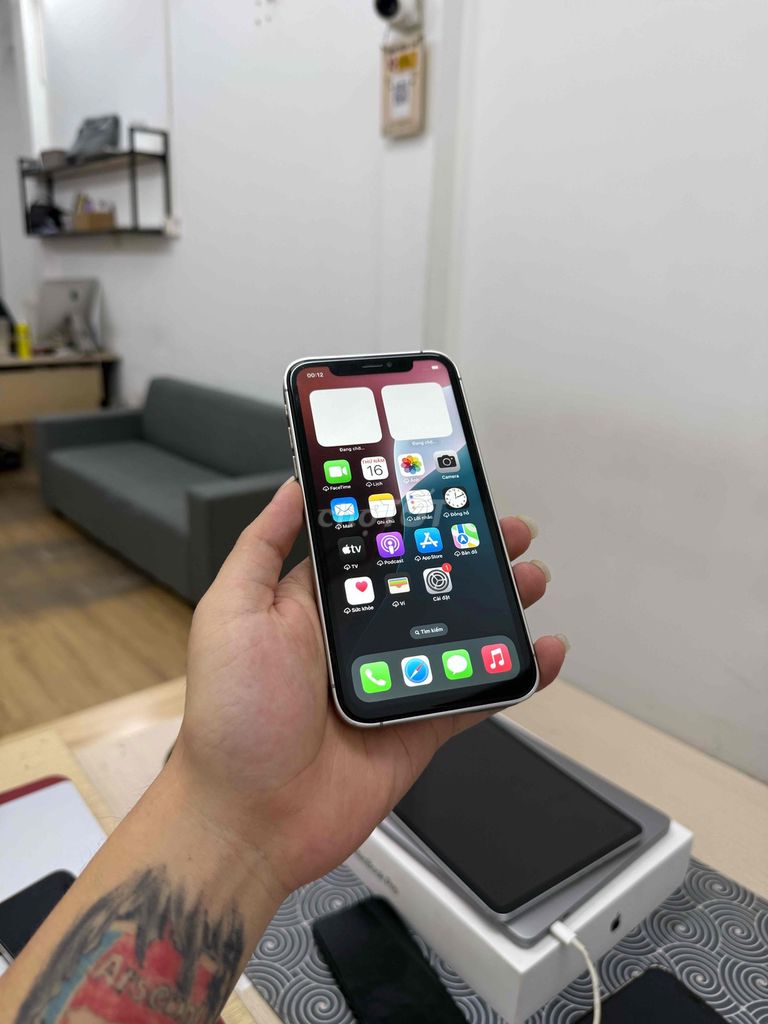 Apple iPhone Xr QTE độ 15 Pro 64GB Full Chức Năng. Mua bán Điện thoại tại Quận Đống Đa Hà Nội được đăng bởi Hà Nội Mobile Bao Duyệt Nợ Xấu hình 1