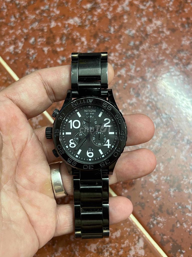 đồng hồ nixon thương hiệu của mỹ size 42