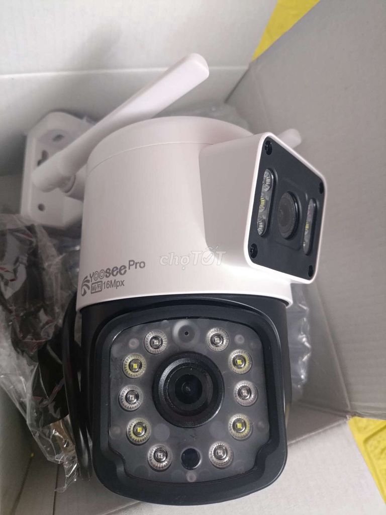 Camera an ninh Yoosee Pro 16Mpx WiFi Trắng 16Mpx. Mua bán Máy ảnh, Máy quay tại Thành phố Thủ Đức Tp Hồ Chí Minh được đăng bởi Cũ Giá Rẻ hình 1