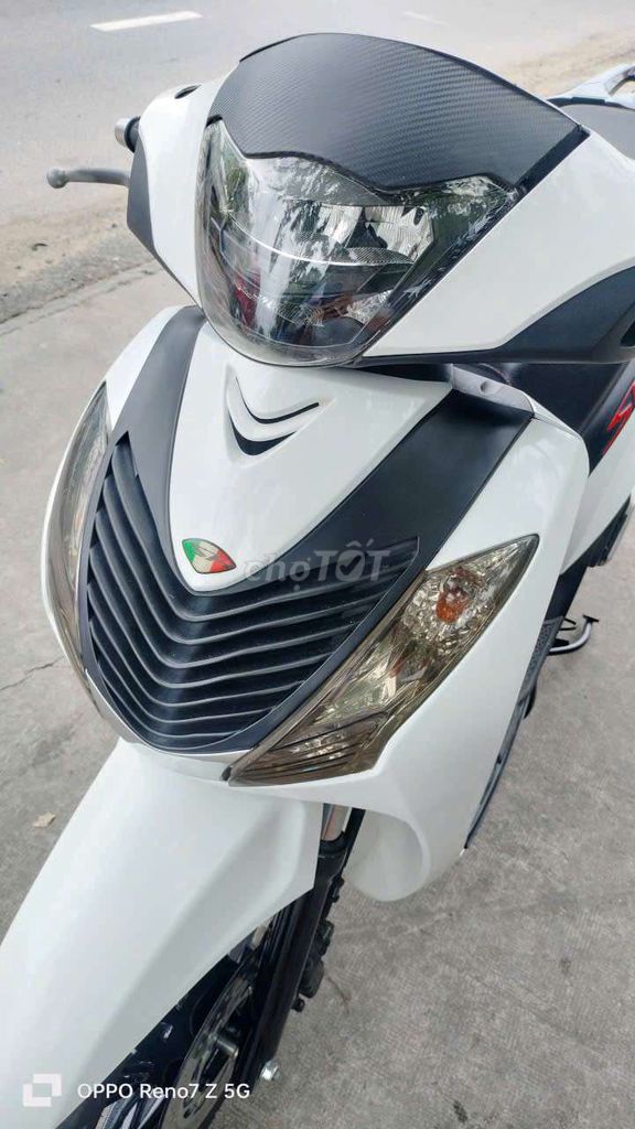 Sh úp áo ý siêu đẹp máy zin bao cọp keng .có góp. Mua bán Xe máy tại Thành phố Dĩ An Bình Dương được đăng bởi xe máy hồng phát dĩ An Bình Dương  hình 3