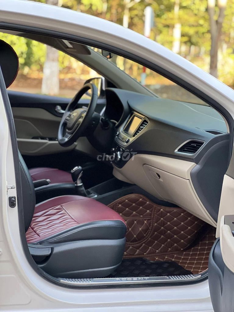 Hyundai Accent MT full 2019 số sàn màu trắng. Mua bán Ô tô tại Quận 12 Tp Hồ Chí Minh được đăng bởi Quang hình 5