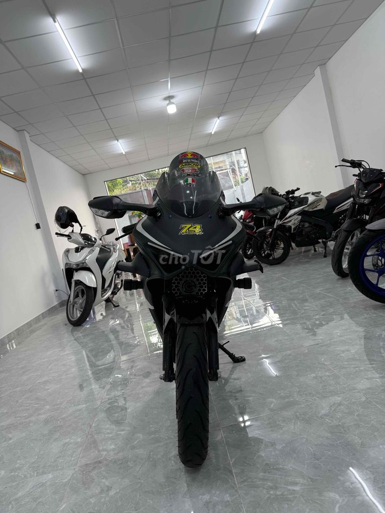 GSX R150 Độ Full bodykit. Mua bán Xe máy tại Thành phố Dĩ An Bình Dương được đăng bởi Xe máy Hùng Huyền hình 6