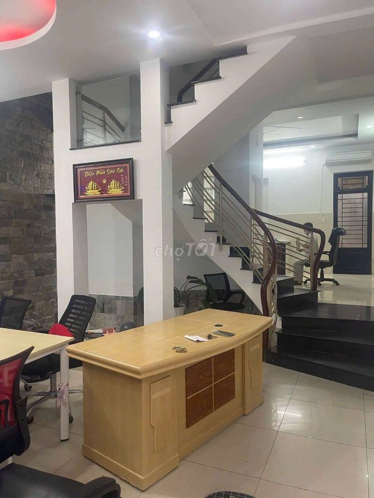 Аренда · 2 комн. · 60 м² · Quận Bình Tân, ул. Đường Số 5