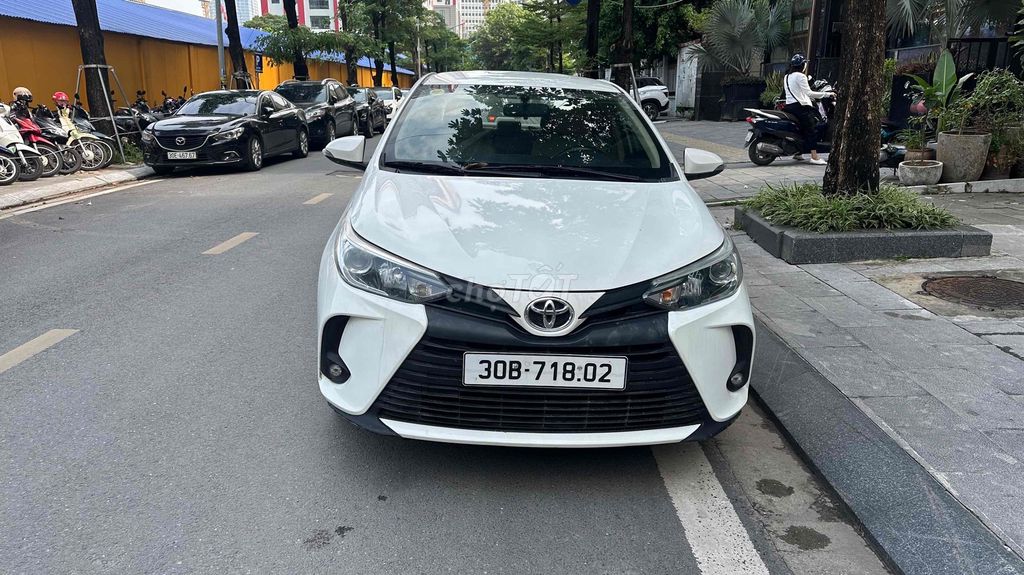 Toyota Vios E 2022, автомат, белый