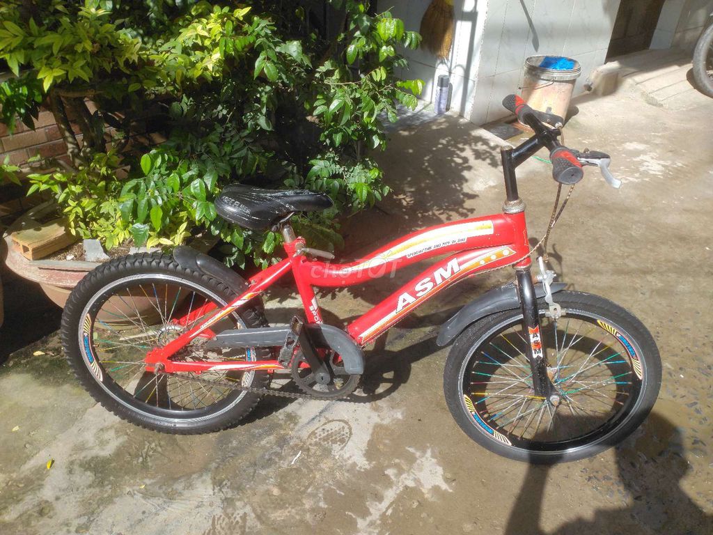 Xe đạp trẻ em 20 inch Đỏ, Xanh dương. Mua bán Xe đạp tại Quận Ninh Kiều Cần Thơ được đăng bởi Xe Đạp Cũ Cần Thơ hình 3