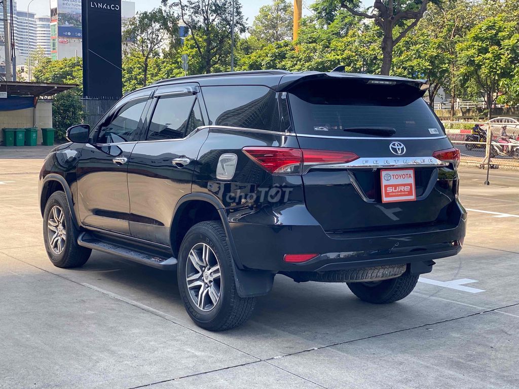 Toyota Fortuner 2018 2.7V 4x2 - 48000 km. Mua bán Ô tô tại Quận Bình Thạnh Tp Hồ Chí Minh được đăng bởi Toyota Sure hình 4