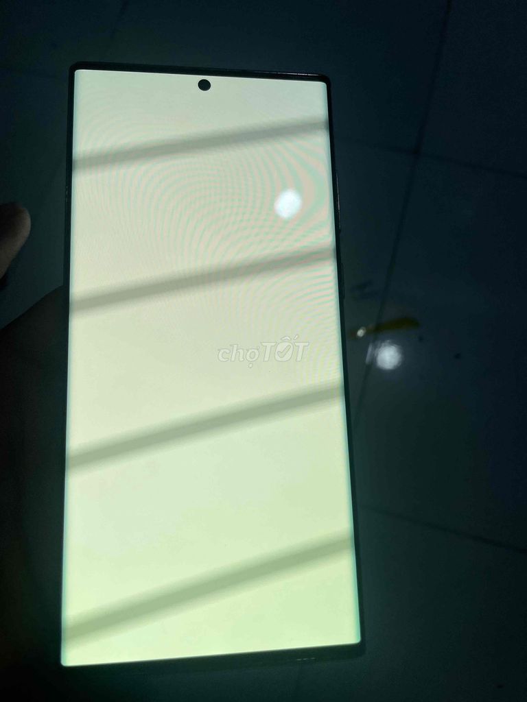 Samsung S22 Ultra Tím Màn hình xanh. Mua bán Điện thoại tại Quận Liên Chiểu Đà Nẵng được đăng bởi huna anh hình 1