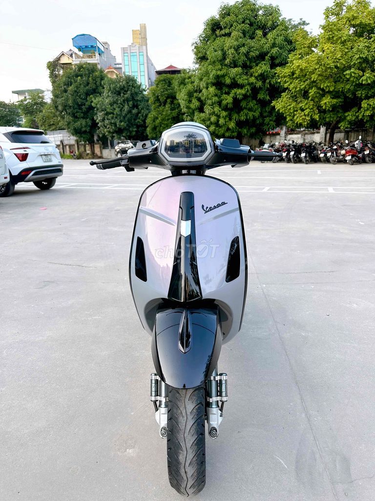 Vespa osakar đèn vuông đủ giấy AQ2025. Mua bán Xe điện tại Quận Bắc Từ Liêm Hà Nội được đăng bởi Xe điện Bình Phương hình 4