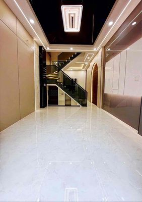 Nhà phố 40 m² · 2 PN · Đường Kinh Dương Vương