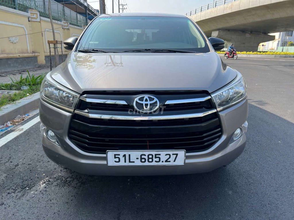 BÁN XE TOYOTA INNOVA 2.0 E 2019 SỐ SÀN TRÙM MỀN.