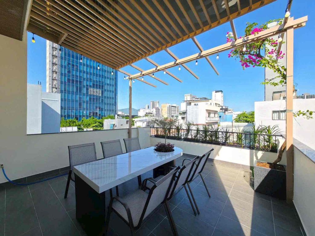 4-storey house with 4 en-suite bedrooms near Hàn market — photo 7