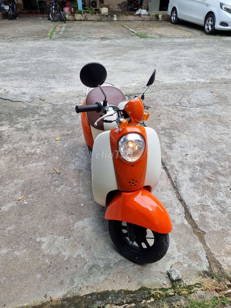 E cần bán xe scoopy 50cc nội địa nhật