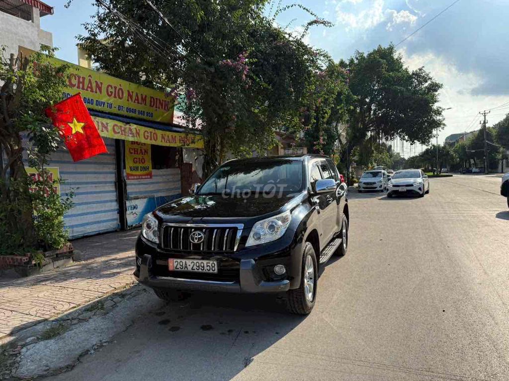 Toyota Prado 2011 TXL 2.7L - 69000 km. Mua bán Ô tô tại Thành phố Ninh Bình Ninh Bình được đăng bởi Trần Đức hình 3