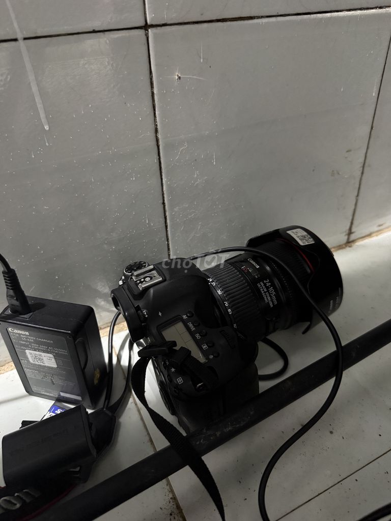 Máy ảnh Canon 6D DSLR ống kính 24-105mm II Đen. Mua bán Máy ảnh, Máy quay tại Quận Ninh Kiều Cần Thơ được đăng bởi Huyền Duy Nguyễn hình 1