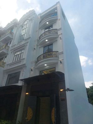 Nhà phố 56 m² · 4 PN · Đường Bình Thành