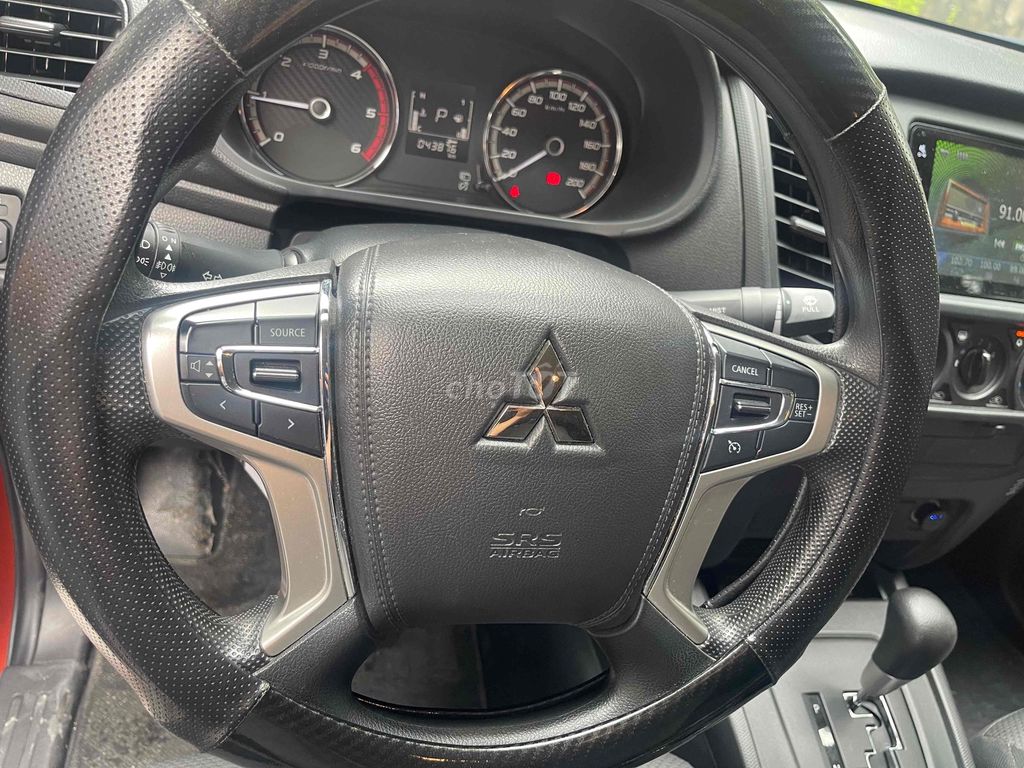 Mitsubishi Triton 2022 4x2 AT  odo 42000 km zin. Mua bán Ô tô tại Quận Hoàng Mai Hà Nội được đăng bởi tran duc khien hình 9