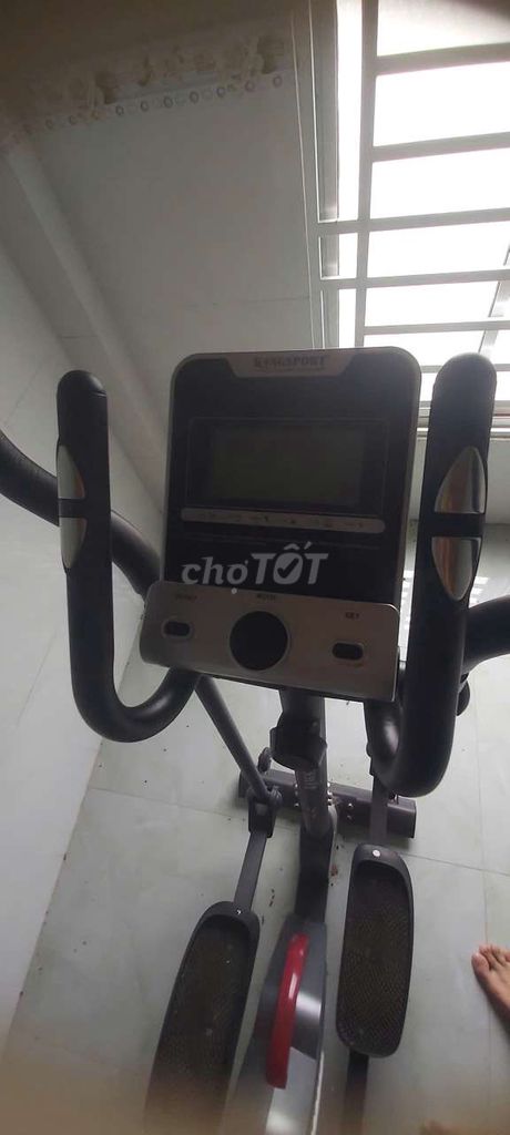 Máy chạy bộ KingSport Đen, đỏ, xám còn mới. Mua bán Đồ thể thao, Dã ngoại tại Huyện Xuân Lộc Đồng Nai được đăng bởi Nguyễn Quân hình 1