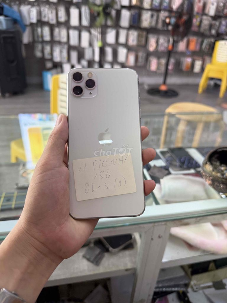 Apple iPhone 11 Pro Max 256GB Nhiều màu. Mua bán Điện thoại tại Quận Hải Châu Đà Nẵng được đăng bởi Hoàng Táo 273 Nguyễn Hoàng Đà Nẵng hình 1