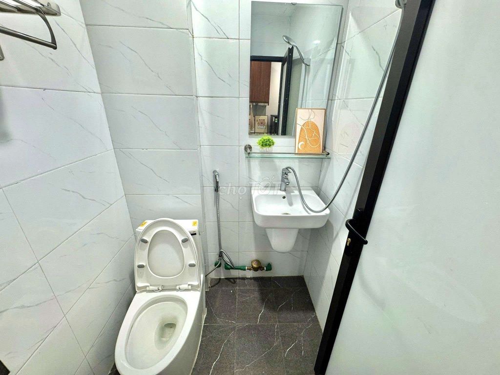 КОМНАТА В ХОСТЕЛЕ В АРЕНДУ БАЛКОН, ОТКРЫТОЕ ОКНО, 47Б, ПЕРЕУЛОК, 6 ХВОСТИКОВ