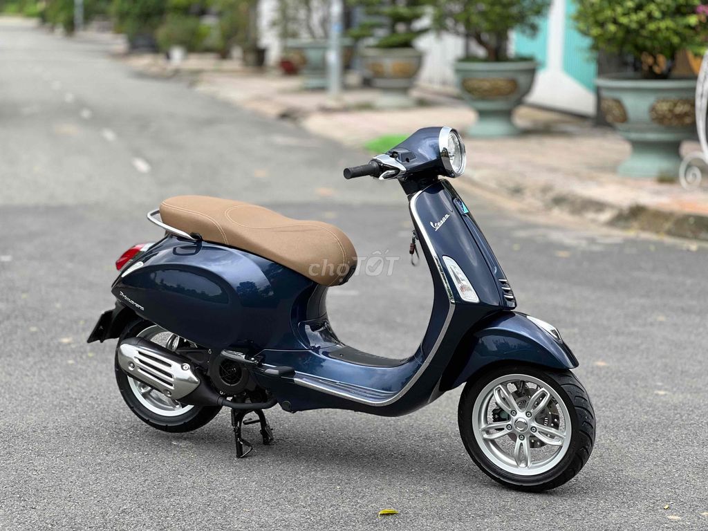 Vespa Primavera 2019 Xanh Đen Abs Keng Có Trả Góp🎉. Mua bán Xe máy tại Thành phố Biên Hòa Đồng Nai được đăng bởi Xe Máy Phát Đồng hình 2