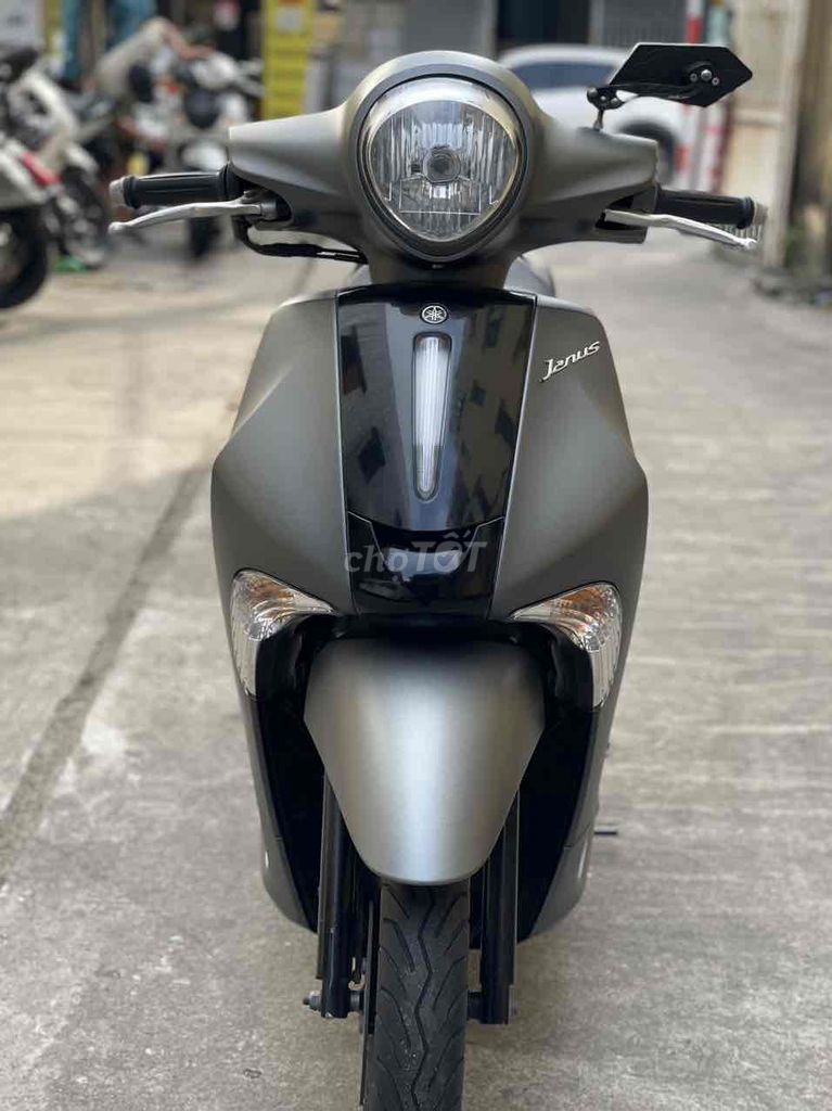 Janus xám khoá smackey xe đẹp chính chủ. Mua bán Xe máy tại Quận Thanh Khê Đà Nẵng được đăng bởi Long hình 1