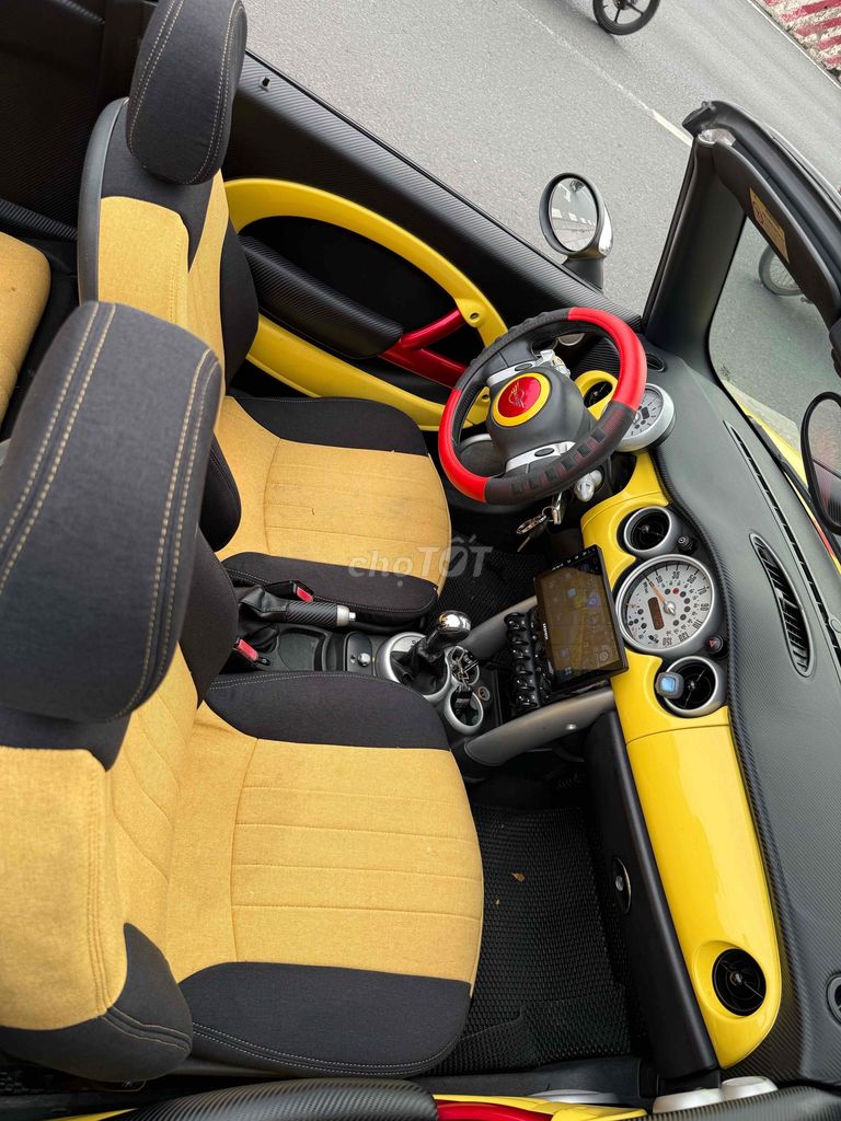 Mini Cooper 2005 S mui Trần siêu kute đẹp giá rẻ. Mua bán Ô tô tại Thành phố Thuận An Bình Dương được đăng bởi Kim Nam Auto Tom  hình 20