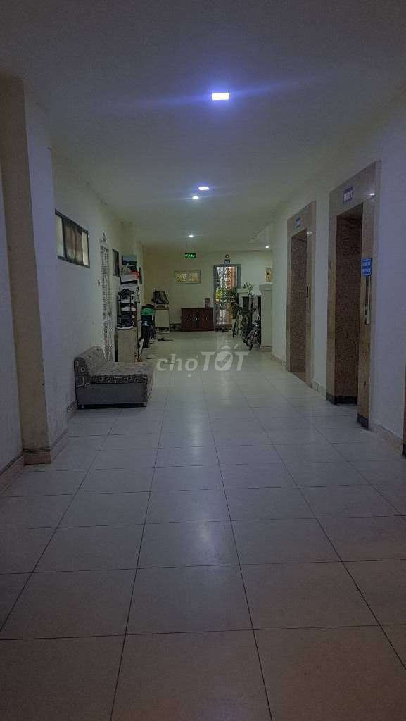 H.iếm 3.85 tỷ chung cư Ngõ 67 Đức Giang 67m2-2PN-gần Bình Minh Garden